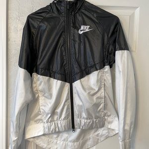 Nike windbreaker
